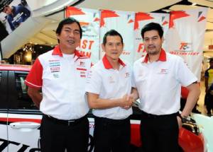 โตโยต้า หนุน “ณัฐวุฒิ-ต๊อด” ลุยซูเปอร์จีที 2016