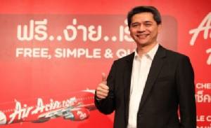 “แอร์เอเชีย” แจงไม่มีใครบีบให้ “แอร์กราบ” - จ่อใช้ “ลูกค้าสัมพันธ์” เลี่ยงเผชิญหน้า