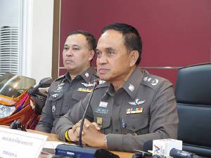 “ศานิตย์” เตือนหอพักควรมีมาตรการเข้มป้องกันเหตุ สั่งเช็กประวัติไล่ล่าคนร้ายข่มขืน ผช.พยาบาล