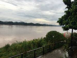แนวทางชุบชีวิตคนลุ่มน้ำเลย ต้นน้ำสร้างอ่างฯ-กลางน้ำสร้างฝาย-ท้ายน้ำมี ปตร.