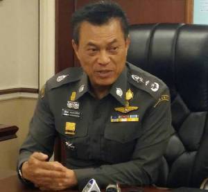 “บิ๊กหมู” ยันคดีโอนหุ้น “เสี่ยชูวงษ์” เอกสารธุรกรรมผิดปกติ พร้อมชี้แจง ผบ.ตร.อัยการสั่งไม่ฟ้อง