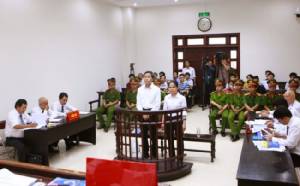 ศาลเวียดนามปฏิเสธคำอุทธรณ์บล็อกเกอร์ต่อต้านรัฐ ยืนคำตัดสินคุก 5 ปี