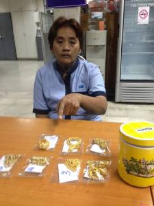 ผีพนัน! รวบแม่บ้านแสบขโมยทองนายจ้าง 30 บาทขายนำเงินใช้หนี้ขาไพ่