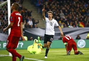 “มุลเลอร์” 2 ตุง อินทรีถล่มเช็กขาดลอย 3-0