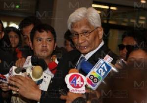 “สุวพันธุ์” เผยจัดระเบียบปิดเส้นทางเดินรถส่วนบุคคลวันธรรมดา-วันหยุด จัดรถเมล์รับส่งไปยังพระบรมมหาราชวัง