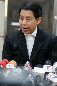 นายกฯ เชื่อคนไทยรัก “รัชกาลที่ ๙” แม้ไม่ใส่เสื้อดำขาวทุกวัน ขออย่าทำเป็นเรื่องใหญ่