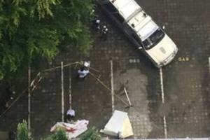 นาทีระทึก! นทท.ยึดตึกโรงแรมในป่าตองดิ่งฆ่าตัวตาย