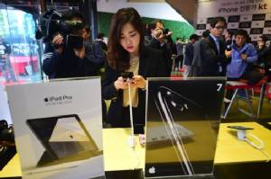 iPhone7 hits Korean stores in Note 7's absence