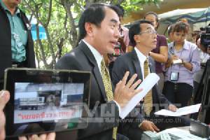 “หมอวรงค์” แนะกองเชียร์ “ปู” ขอบริจาคเงินโรงสี บริษัทเอี่ยวจำนำข้าว ช่วยจ่ายค่าเสียหาย 3.5 หมื่นล้าน