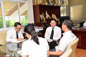 กงสุลใหญ่จีน จ.ขอนแก่น เตรียมซื้อข้าวชาวนาแจกคนจนถวายพระราชกุศลแด่ “พ่อหลวง”