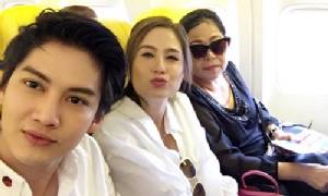 ภาพที่รอคอย "กอล์ฟ" แชะภาพร่วมเฟรม "แม่ขวัญ" จับมือกันสยบดราม่าแม่ไม่ปลื้ม!?