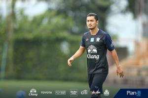 ตัวแทนไทย! “อดิศร” ร่วมถ่ายโปรโมตศึก “ซูซูกิ คัพ 2016” (มีคลิป)
