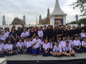 SC จิตอาสา นำเยาวชนผู้พิการทางสายตาเข้าถวายสักการะ