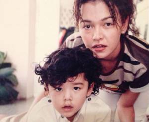 หล่อตั้งแต่เด็ก “นาย ณภัทร” เบิร์ดเดย์แม่ “หมู พิมพ์ผกา” ด้วยรูปย้อนวัยสุดน่ารัก