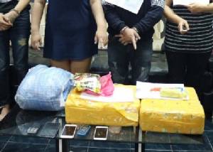 ซ้อนแผนจับเกือบยกแก๊งยึดยาบ้า 2 แสน ไอซ์ 1 กก.แต่หัวโจกยังลอยนวล