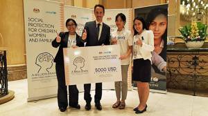 UNICEF Photo of the Week : ยูนิเซฟจัดการแข่งขันไอเดียนวัตกรรม HLM3 Youth Innovation Challenge  ระดมความคิดเด็กๆ สร้างนวัตกรรมสังคม