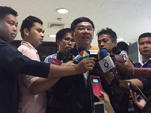 ขู่สอบวินัยรองเลขาฯ กกต. หากทุจริตเบี้ยประชุมไม่คืบ