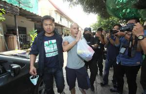 ตร.ยังไม่พบเบาะแสสำคัญหลังสอบสาวคนสนิท “ชิมอน” รับยืมเครื่องมือ ม.เกษตรฯ ตรวจบ้านพักอีกครั้ง