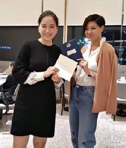 พอได้แต่งก็แต่งพร้อมกัน "อั๋น-ชีน" คู่พิธีกรสุดเวอร์