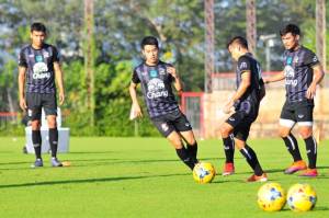 “ซิโก้” เน้นเกมรัดกุมสู้สไตล์บอล “เมียนมา”
