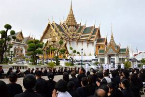 สำนักพระราชวังแจ้งการงดเข้าถวายสักการะพระบรมศพ 1-2 ธ.ค.นี้