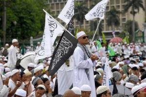 In Pics : มุสลิมอิเหนากว่า 2 แสนคนชุมนุมใหญ่ไล่ “ผู้ว่าฯ จาการ์ตา” แค้นหมิ่นอิสลาม