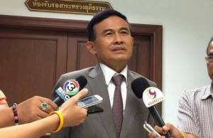 “บิ๊กต๊อก” รับมี 2 แผนเตรียมใช้บุกจับ “ธัมมชโย” ชี้แจ้งจับได้ “พระทัตตชีโว” แม้วัดธรรมกายเล่นแง่(มีคลิป)