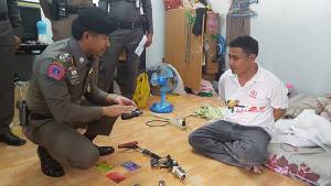 191 ตามจับหนุ่มขายปืนบีบีกันดัดแปลงใช้กระสุนจริง อ้างชอบส่วนตัว