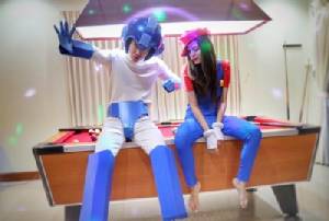 เลี้ยงรุ่นสุดมัน! “กอล์ฟ-ขวัญ” แปลงร่างเป็นตัวการ์ตูน