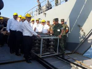 กฟผ. ร่วมกับกองทัพเรือสร้างบ้านปลาจากลูกถ้วยฉนวนไฟฟ้า เฉลิมพระชนมพรรษา ๘๔ พรรษา สมเด็จพระนางเจ้าสิริกิติ์ฯ ใน ร.๙
