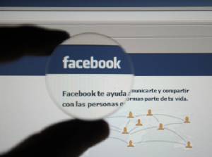 Facebook dials in live audio streaming option