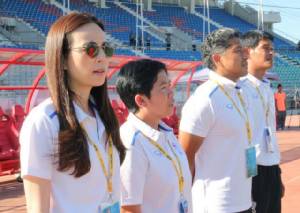 “มาดามแป้ง” มอบ 2 แสน ยู-19 ถลุงคีร์กีซสถาน 7-0