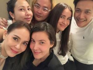 ไม่บอกจะรู้กันมั้ย? ว่านี่คือการรวมตัวของอดีตดาราวัยรุ่นดังเมื่อ 20 ปีที่ผ่านมา