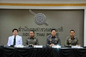นิติเวชเผยตรวจศพโชเฟอร์รถตู้มรณะ ไม่พบสารเสพติด-แอลกอฮอล์ ยันส่งร่างเหยื่อให้ญาติครบเย็นนี้