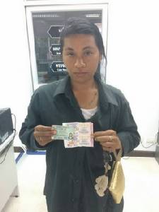 สาวเมียฝรั่งถูกลอตเตอรี่เป็นของขวัญวันเกิด 6 ล้าน