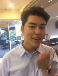 ทำเอาเข่าอ่อน! เมื่อ “น้ำชา” ส่งคลิป “นาย นภัทร” จูจุ๊บให้ “ดีเจมะตูม”