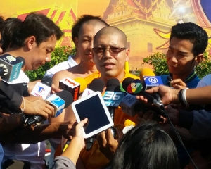 ธรรมกายดึง 4 องค์กรสิทธิมนุษยชนต่างประเทศหนุน เตือนรัฐบุกวัดกระทบท่องเที่ยว (มีคลิป)