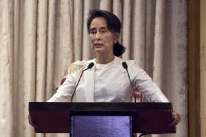 “ซูจี” เอ่ยปากครั้งแรกถึงเหตุสังหารที่ปรึกษาพรรค บอกเป็น “ความสูญเสียยิ่งใหญ่” ต่อประเทศ