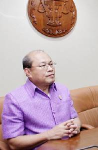 ผู้ว่าฯ สตง.แย้มฟันบอร์ดบินไทยละเลยคำค้านสภาพัฒน์จนเสียหาย แต่ไม่เล่น ครม.ยุคแม้ว