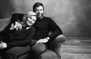 เรื่องความรักของ Hugh Jackman และเมียแก่
