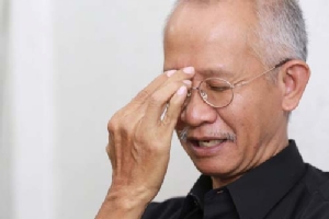 ขอหมายจับ “วีระ สมความคิด”  อย่าใช้อำนาจจนขาดความยุติธรรม