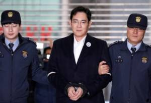 ศาลเกาหลีใต้เปลี่ยนตัวผู้พิพากษาคดีสินบนนายใหญ่ซัมซุง