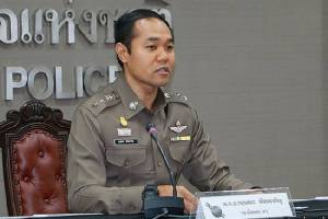 ตร.ยันทหารทำตามหน้าที่วิสามัญฯ "ชัยภูมิ ป่าแส"ตัวแทนเยาวชนลาหู่ขว้างระเบิดสู้ ค้นรถพบยาบ้า 2 พันเม็ด
