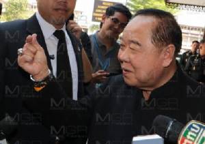 “ประวิตร” ขอให้รอผลสอบวิสามัญนักกิจกรรมลาหู่ เล็งติด CCTV พื้นที่เสี่ยง