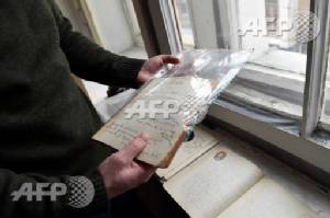 Between the lines: historians put Stalin-era diaries online
