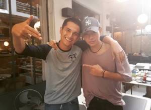 ว้าว!! งงเด้!! เมื่อ “เป๊ก ผลิตโชค” หน้ากากจิงโจ้ตัวจริง มาเจอผู้ต้องสงสัย “ชิน ชินนวุฒ”