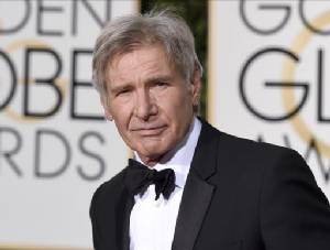 Harrison Ford avoids action over near-miss plane landing