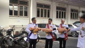 รัฐบาลเชิญ รธน.60 ไว้ทำเนียบ เร่งเชิญหัวหน้าส่วนราชการทำความเข้าใจ