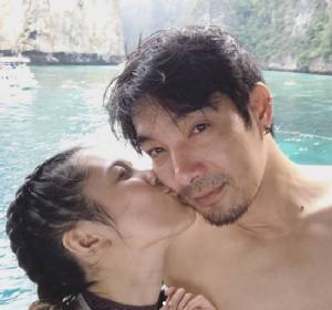 ลูกหนึ่งแล้วไง? "จีน่า" หน้าเด็กสวีต "โอ๊ต วรวุฒิ" หุ่นนี้อย่างดี๊ดี