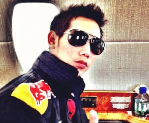 ศาลออกหมายจับแล้ว “บอส” ทายาทกระทิงแดง เบี้ยวรายงานตัวขับรถชนดาบตำรวจทองหล่อ อายุความ 15 ปี